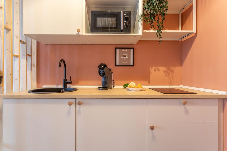 Kitchen or kitchenette