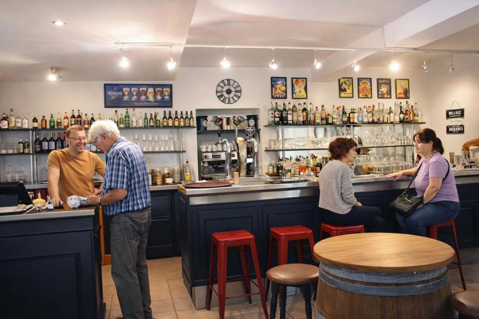 Lounge or bar