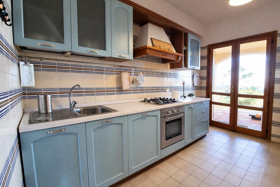 Villa Alex on the beach with sea view House in Sardinia