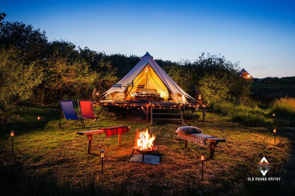 Old Pound Smithy Luxury tent in England