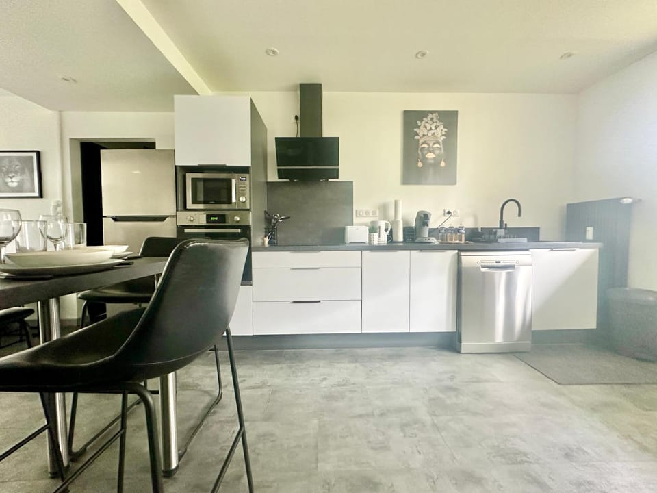 Le Monochrome, adapté aux familles avec parking Apartment in Limoges