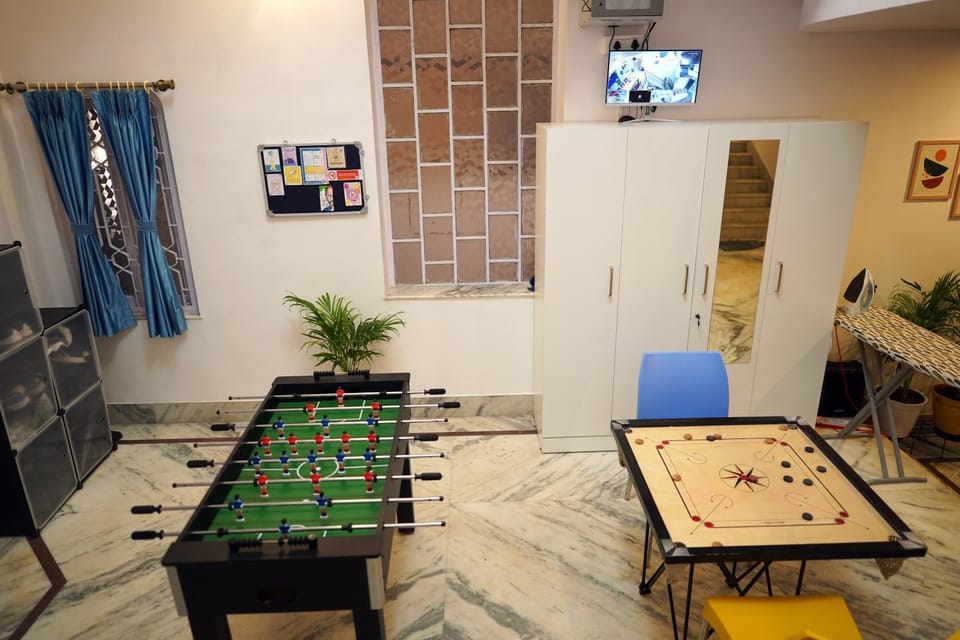 Game Room, Evening entertainment