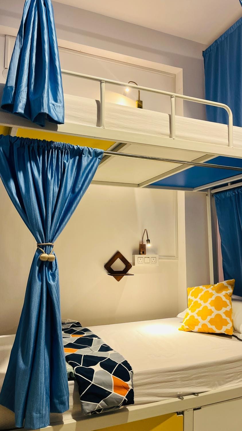 Bed, Bedroom, bunk bed