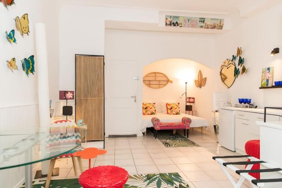 30m2 climatisés dans le village Apartment in Saint-Tropez