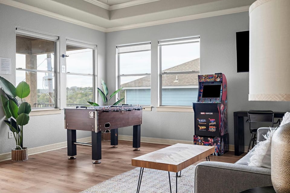 Game Room, TV and multimedia