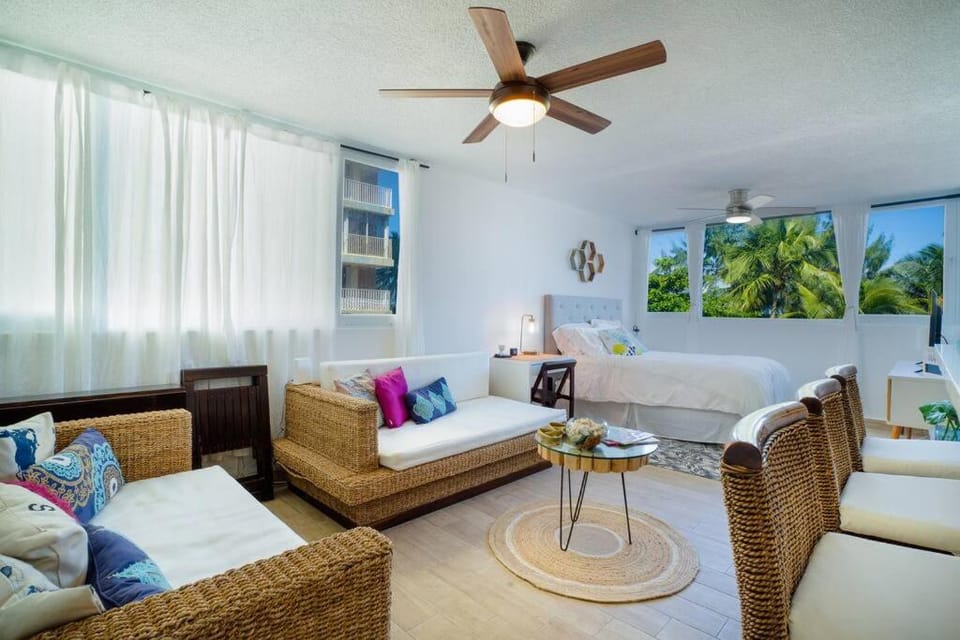 Beachfront Paradise Isla Verde Apartment in Carolina