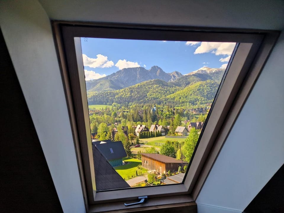 Day, Natural landscape, Mountain view