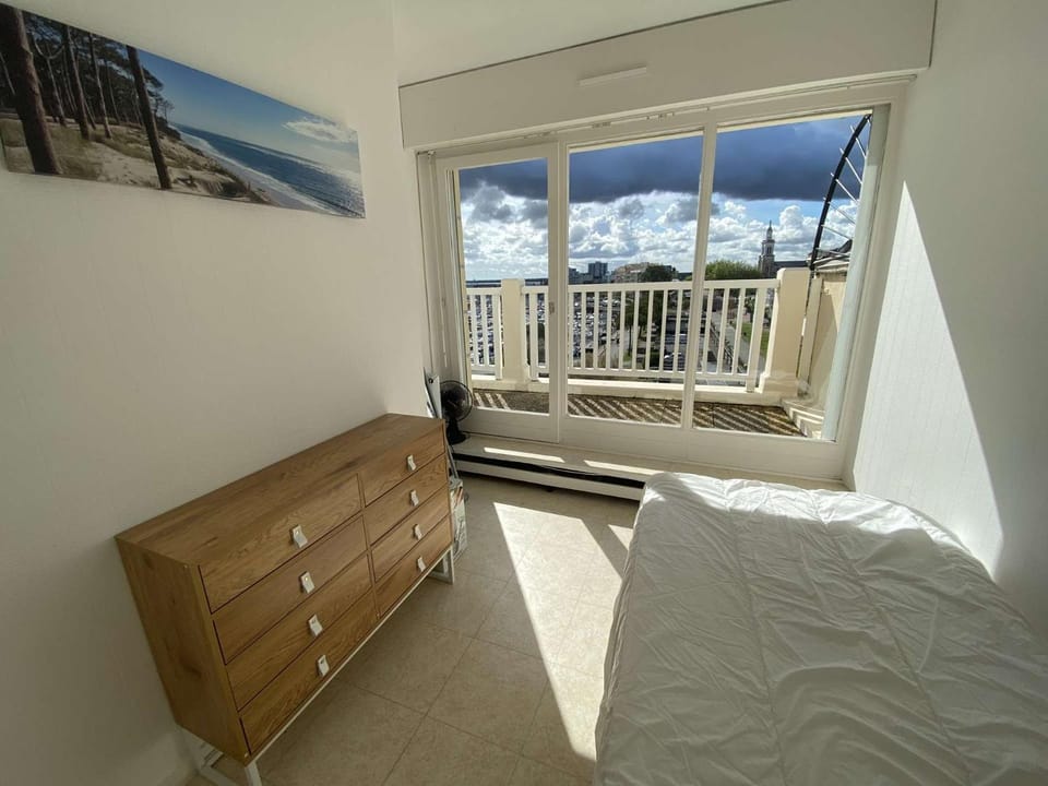 ASCOT Vue panoramique Aiguillon T2 bis avec pk Apartment in Arcachon