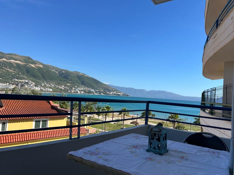 Andi Seaview Apartments Apartment in Vlorë