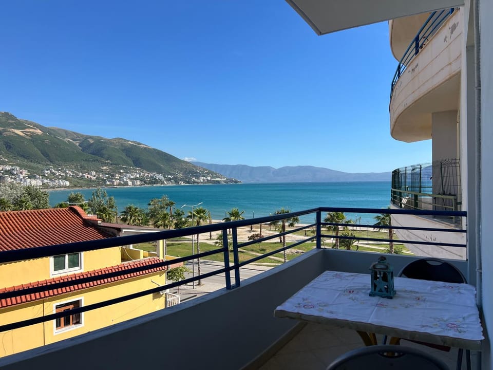 Andi Seaview Apartments Apartment in Vlorë