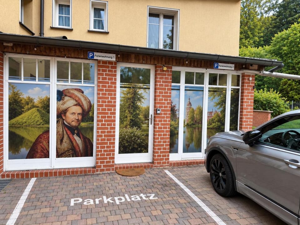 Property building, Parking