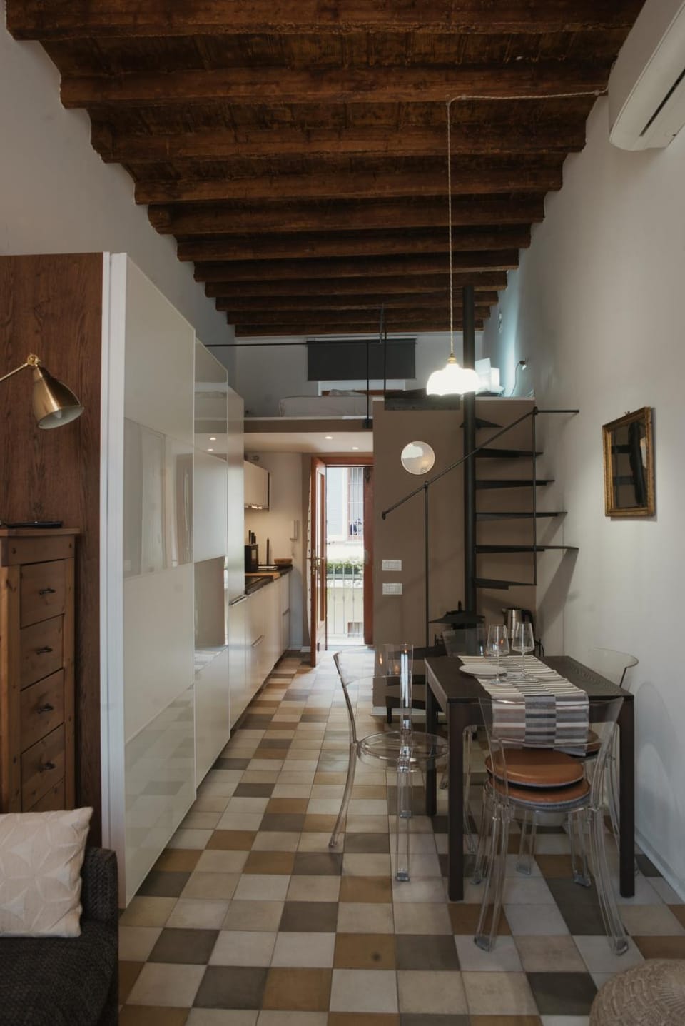 Bilocale di charme Garibaldi - Mirable PM Apartment in Milan