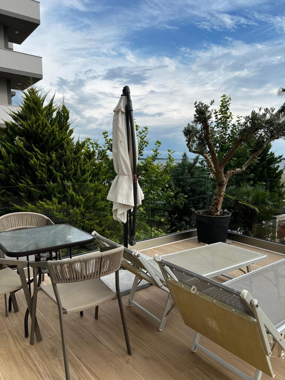 Natural landscape, Balcony/Terrace, Garden view