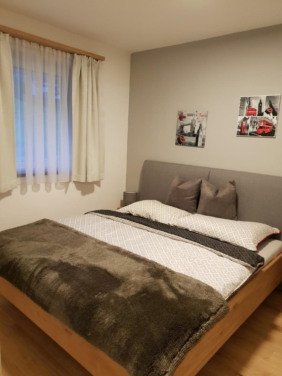 Living room, Bedroom