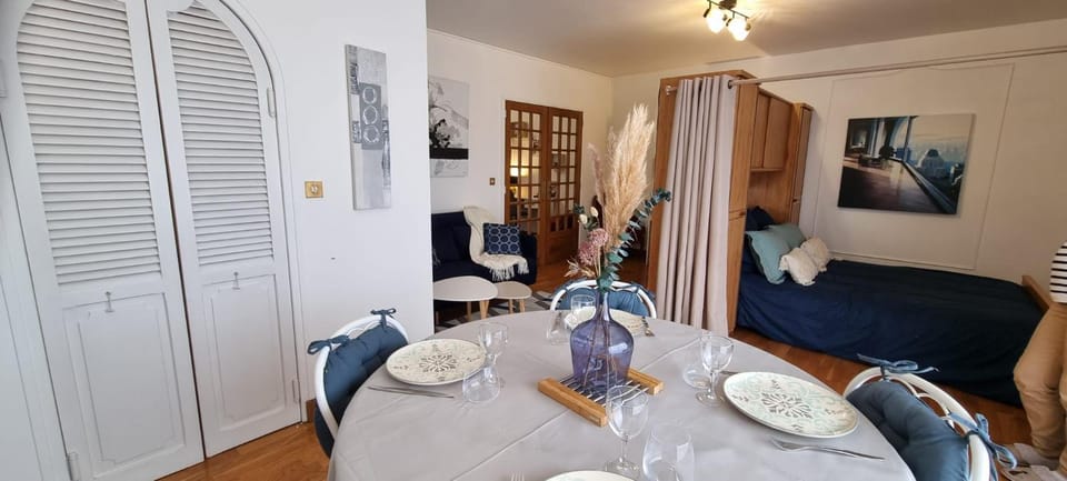 City Break grand faubourg Apartment in Chartres