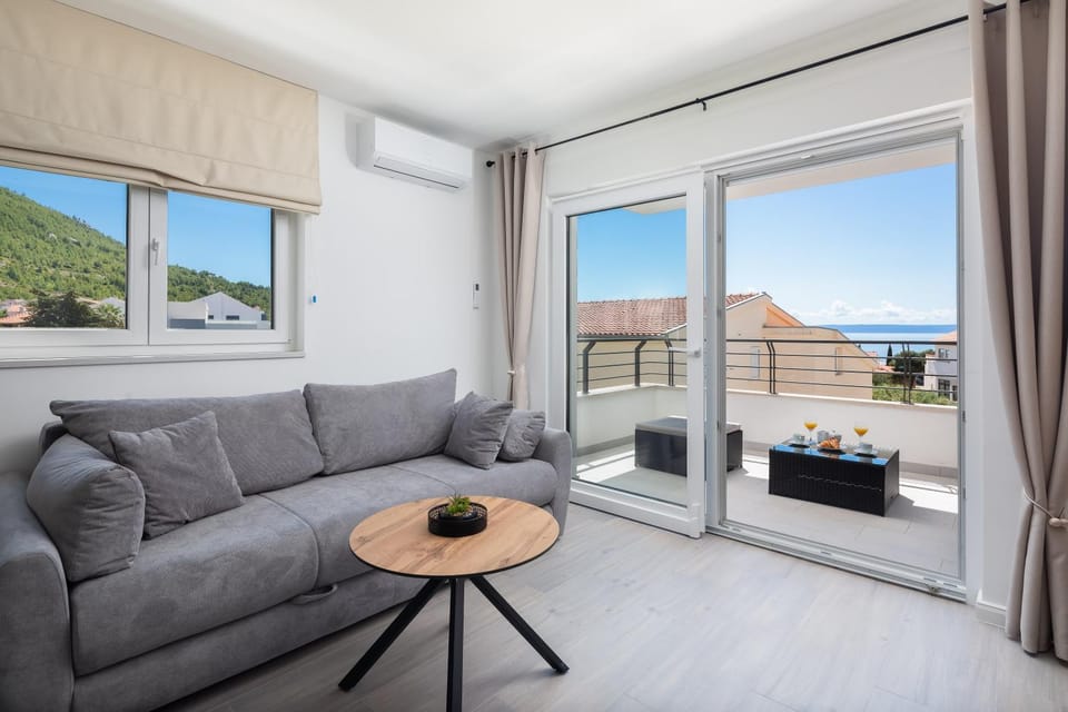 EA Luxury Apartment with sea view Apartment in Split-Dalmatia County