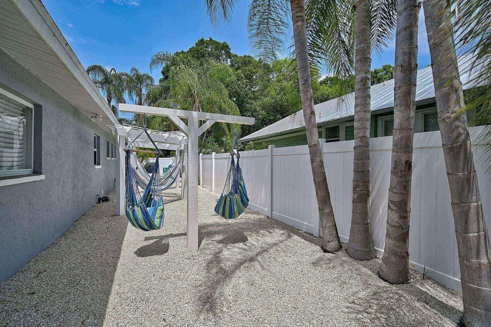 Manatee Cottage House in Bradenton