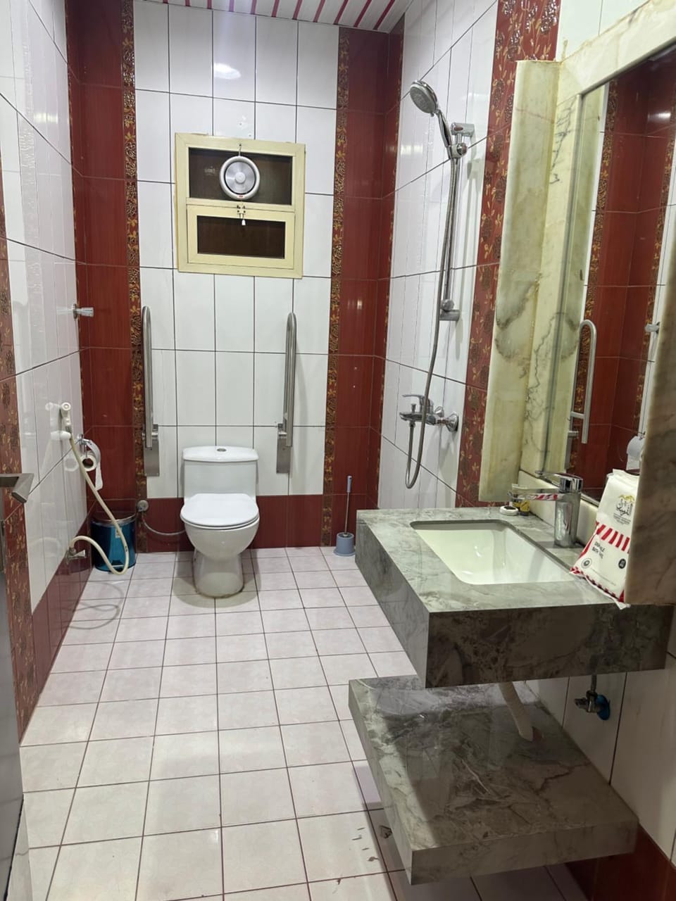 Toilet, Bathroom