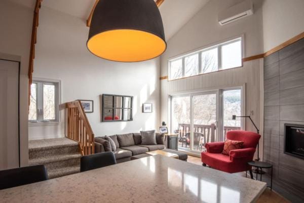 Relaxed Chalet with Views of Mont-Tremblant House in Mont-Tremblant