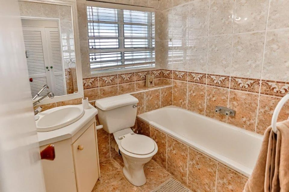 Toilet, Bathroom, Bath