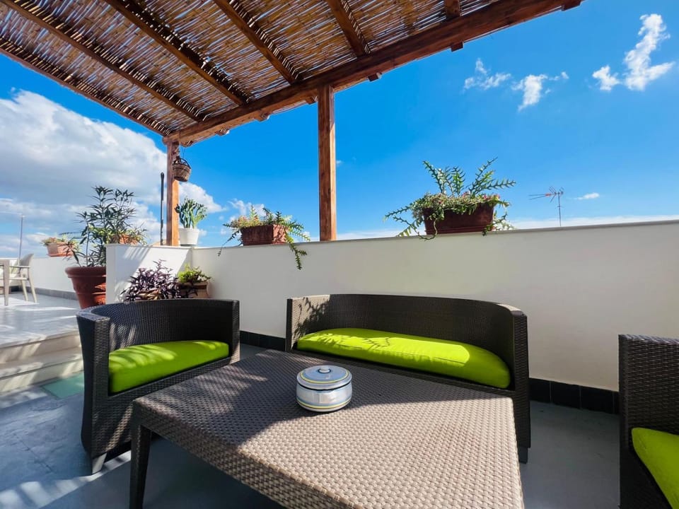 Balcony/Terrace, Seating area