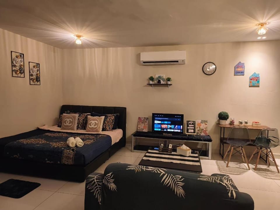 Living room, Bedroom