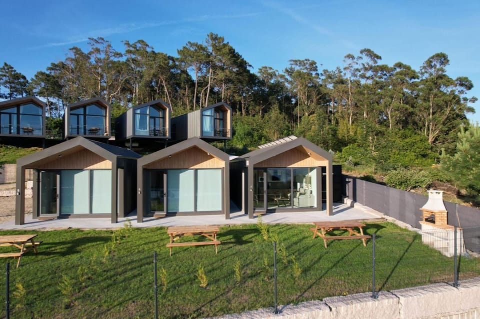 Property building, Garden, Garden view