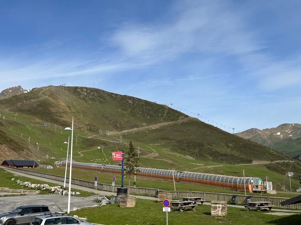 Nearby landmark, Natural landscape