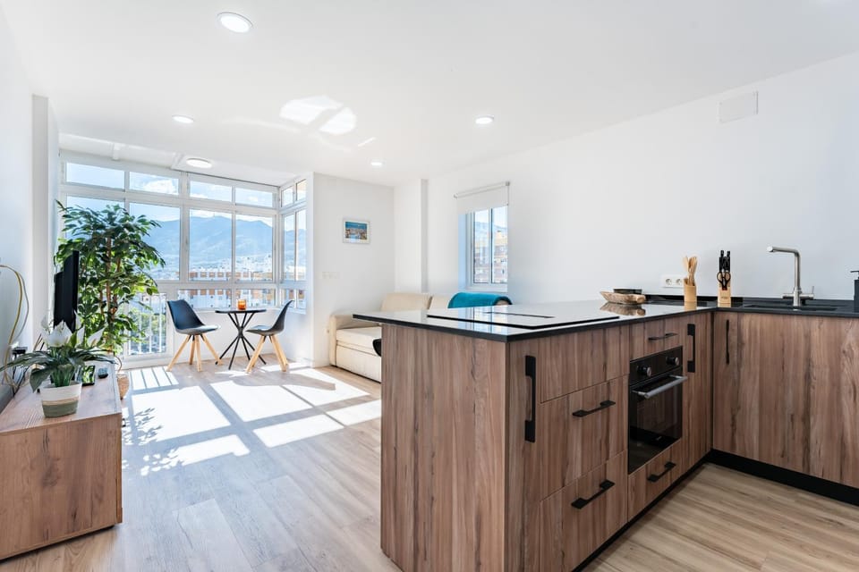 Kitchen or kitchenette, Living room