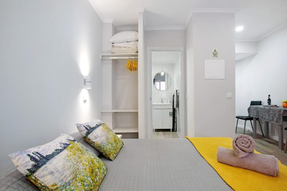 Property building, Living room, Bedroom
