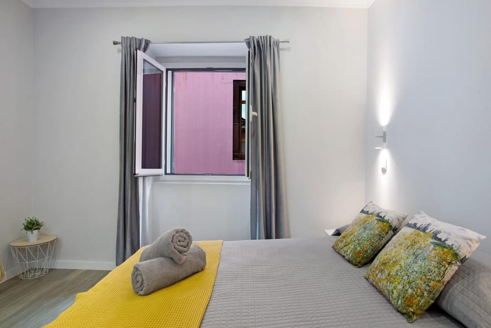 Living room, Bedroom