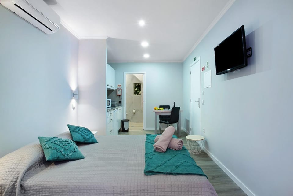 Living room, Bedroom