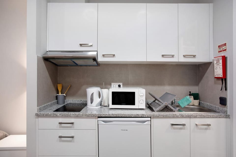 Kitchen or kitchenette, Living room