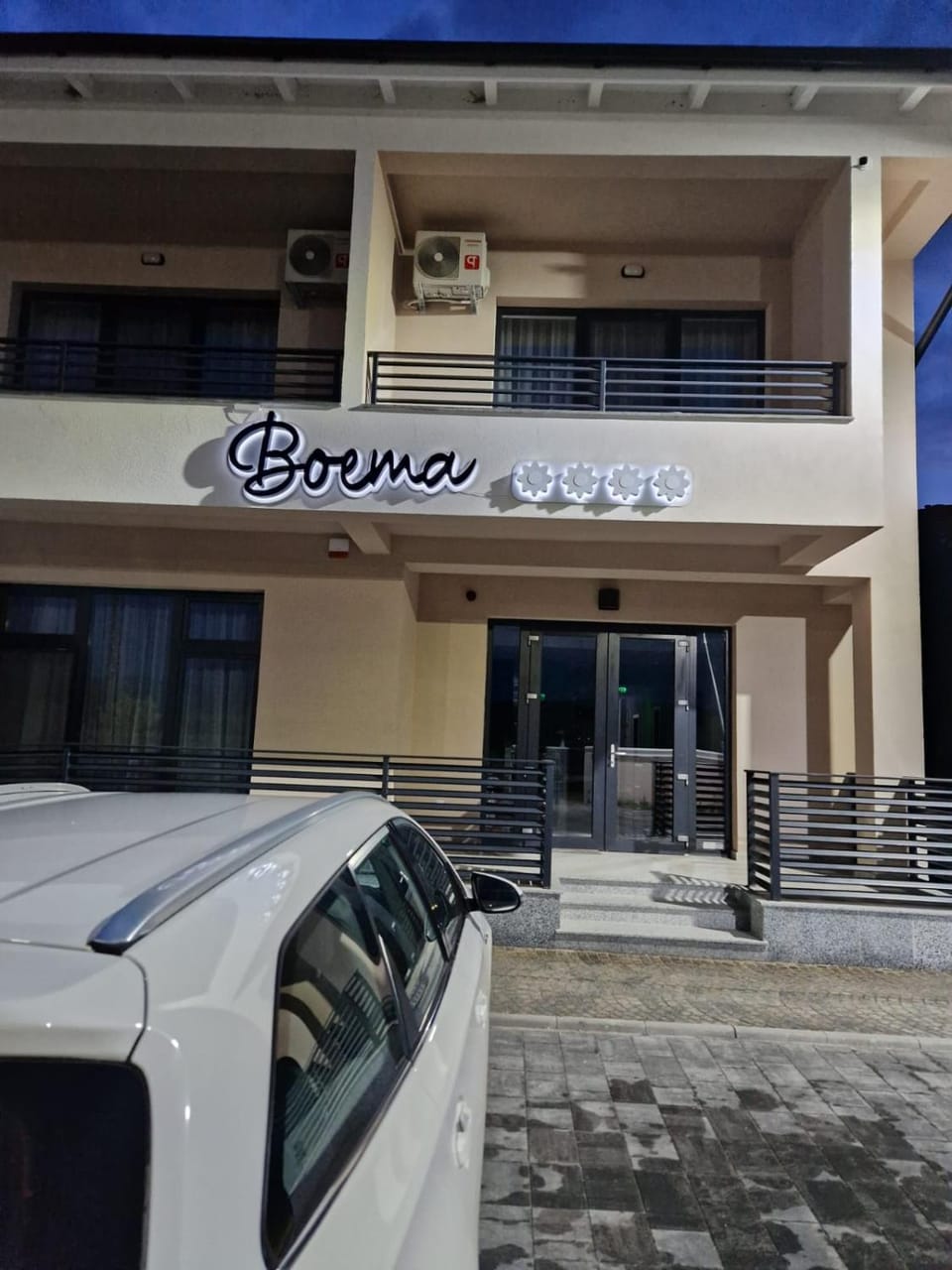 Property building, Day, Parking