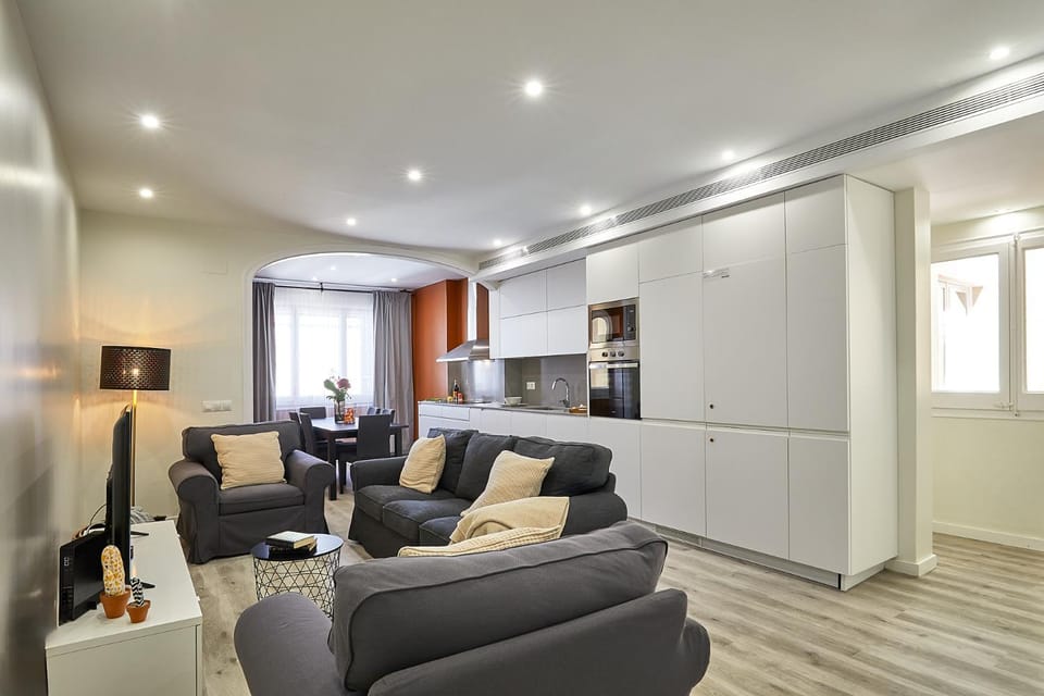 Living room, Dining area