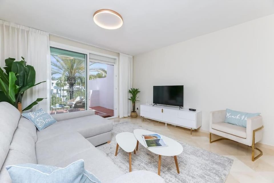 Paradise at Costalita beachfront apartment RDR390 Apartment in Costa del Sol