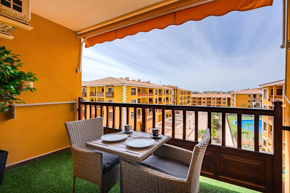 Property building, Day, Natural landscape, View (from property/room), Balcony/Terrace, Dining area