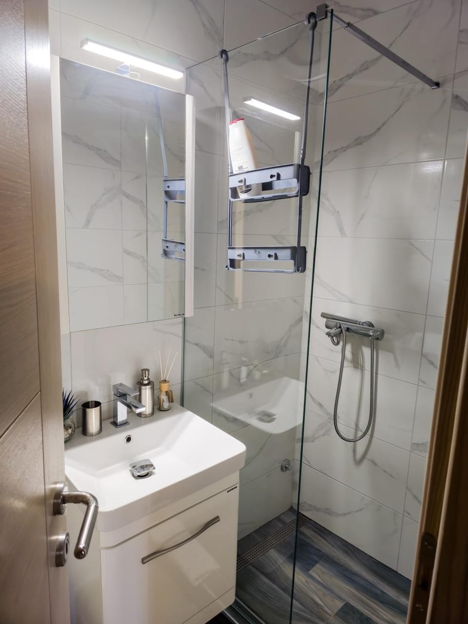 Shower, Bathroom