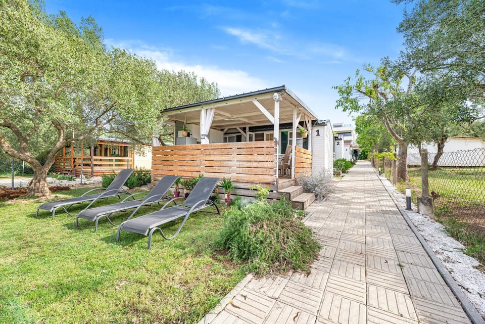 Mobile homes Bepo Campground/ 
RV Resort in Biograd na Moru