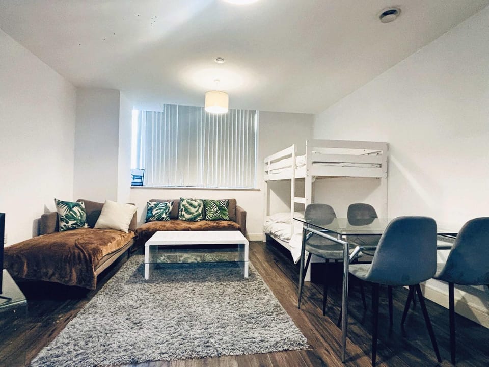 Living room, Seating area, bunk bed
