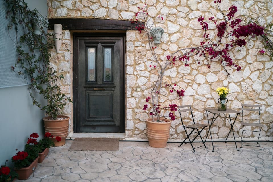 Property building, Facade/entrance