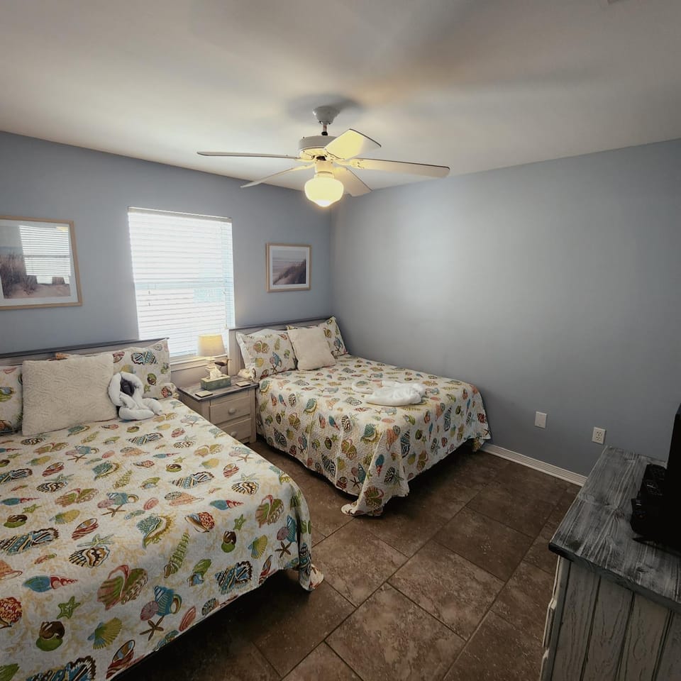 Condo in Gulf Shores King Suite House in West Beach