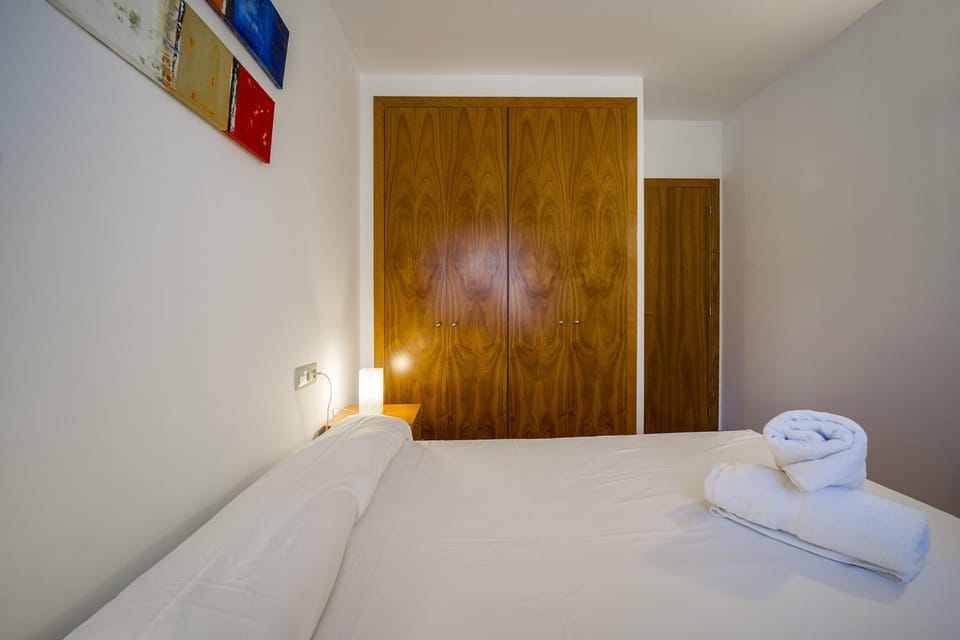 Bed, Bedroom, wardrobe