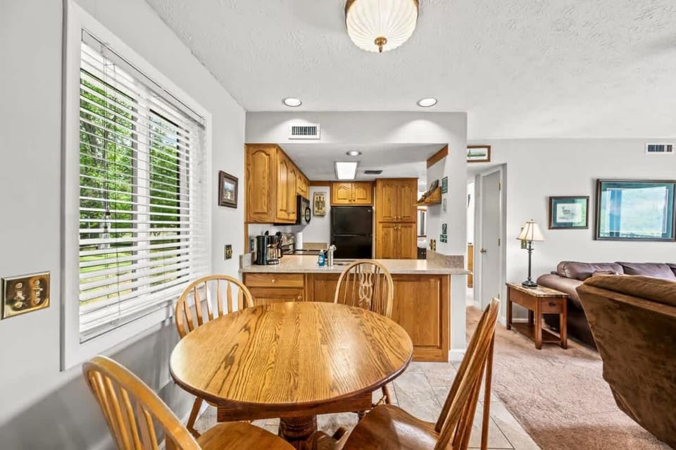 Mountain Majesty House in Pittman Center
