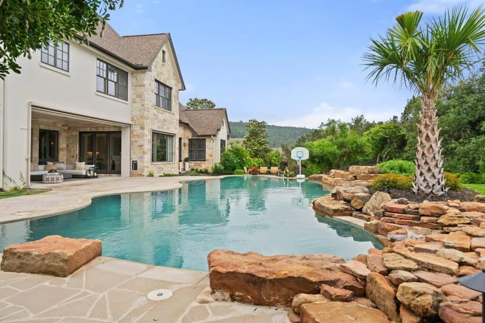 Pool view, Swimming pool
