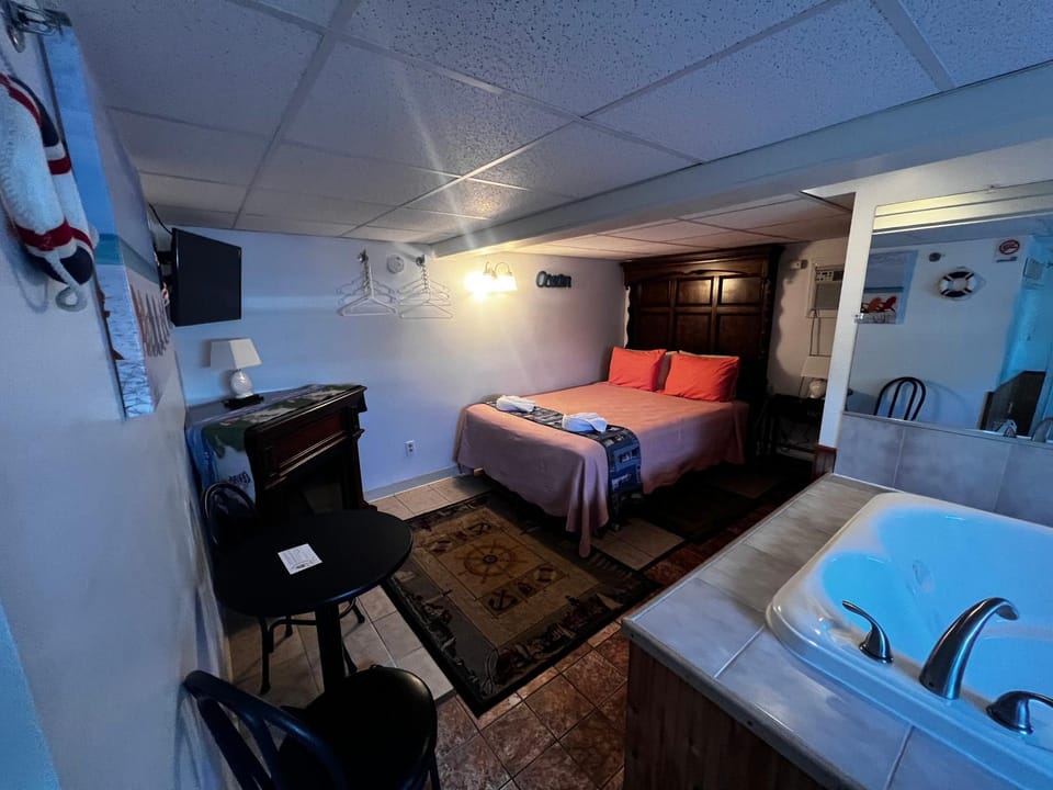 Green Dolphin Motel in Old Orchard Beach
