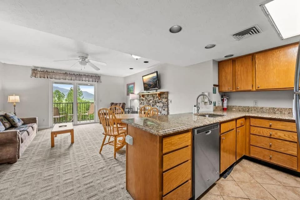 Peak View Paradise House in Pittman Center