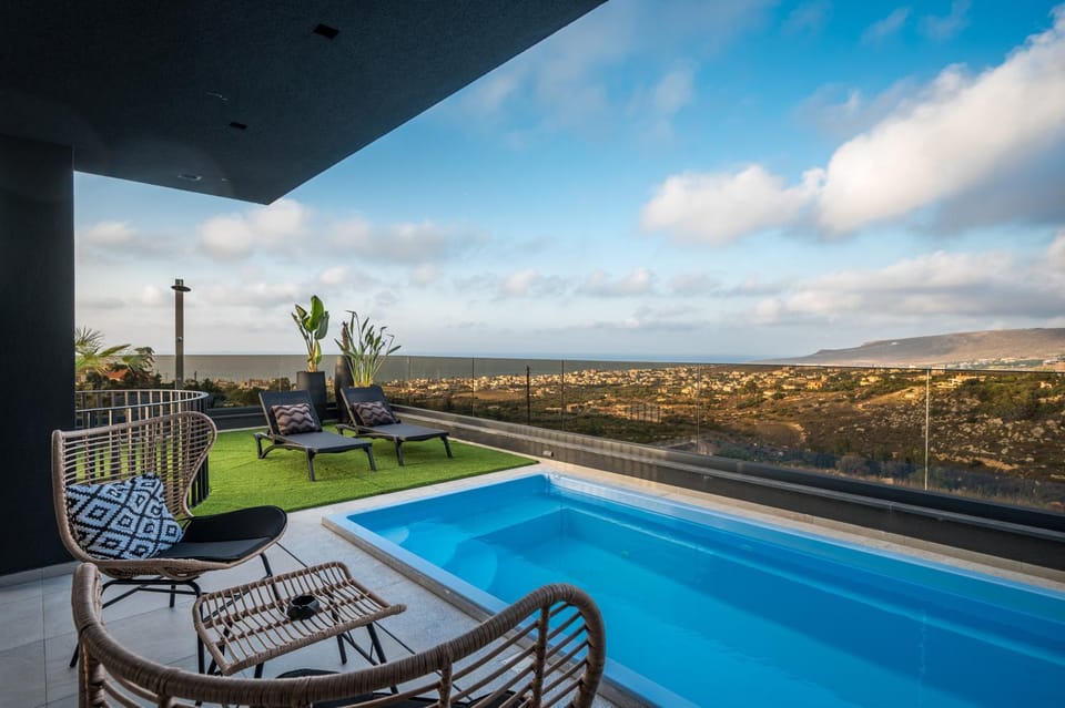 Villa Lia ,4 bedroom with Private Pool & Sea View Villa in Crete