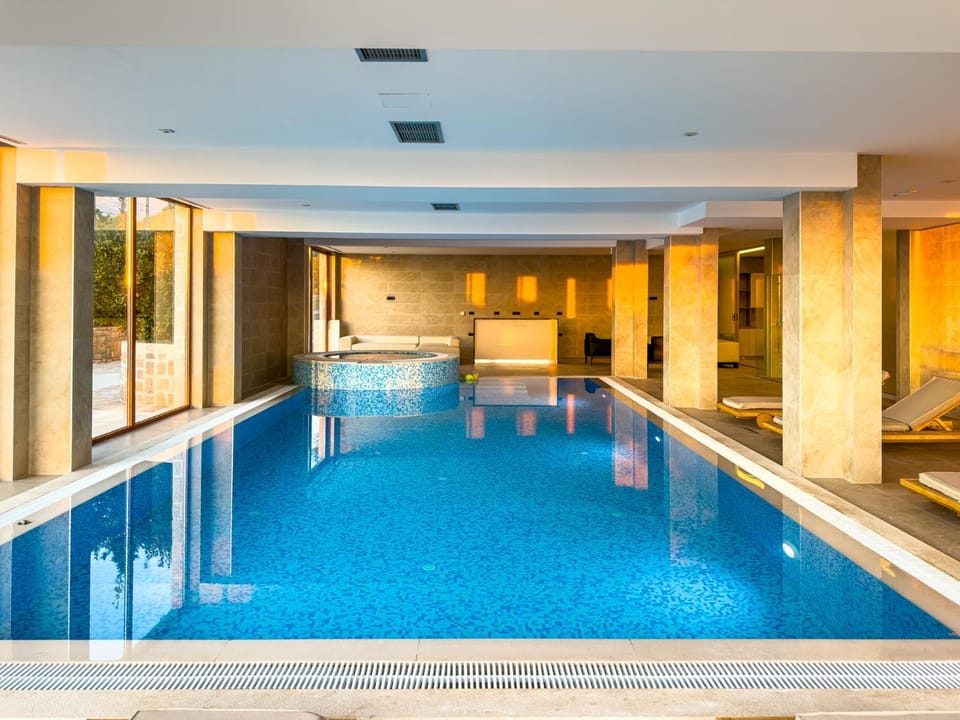 Villa Carevic with Indoor & Outdoor Pool Villa in Kotor Municipality