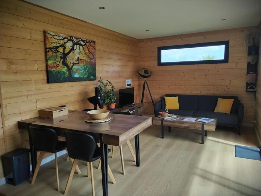 Cottage chaleureux avec Sauna & Jacuzzi House in Finistere